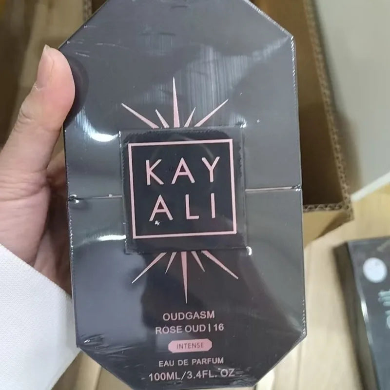 Uxury Collection 100ml Eau De Parfum with 20 Exquisite Long Lasting Fragrances Featuring Refined Oriental and Fresh Notes ...