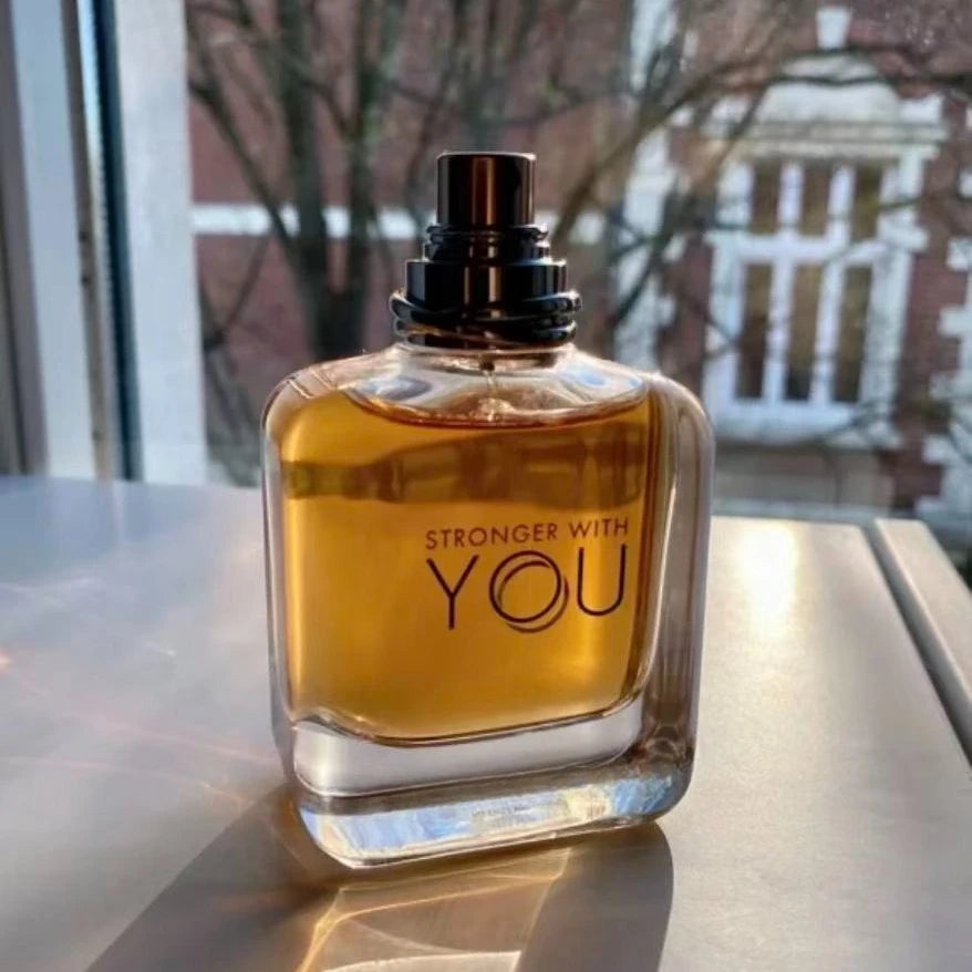 100ML Brand Perfume with a woody scent simple and high-end long-lasting fragrance showcasing men's charm suitable for daily use