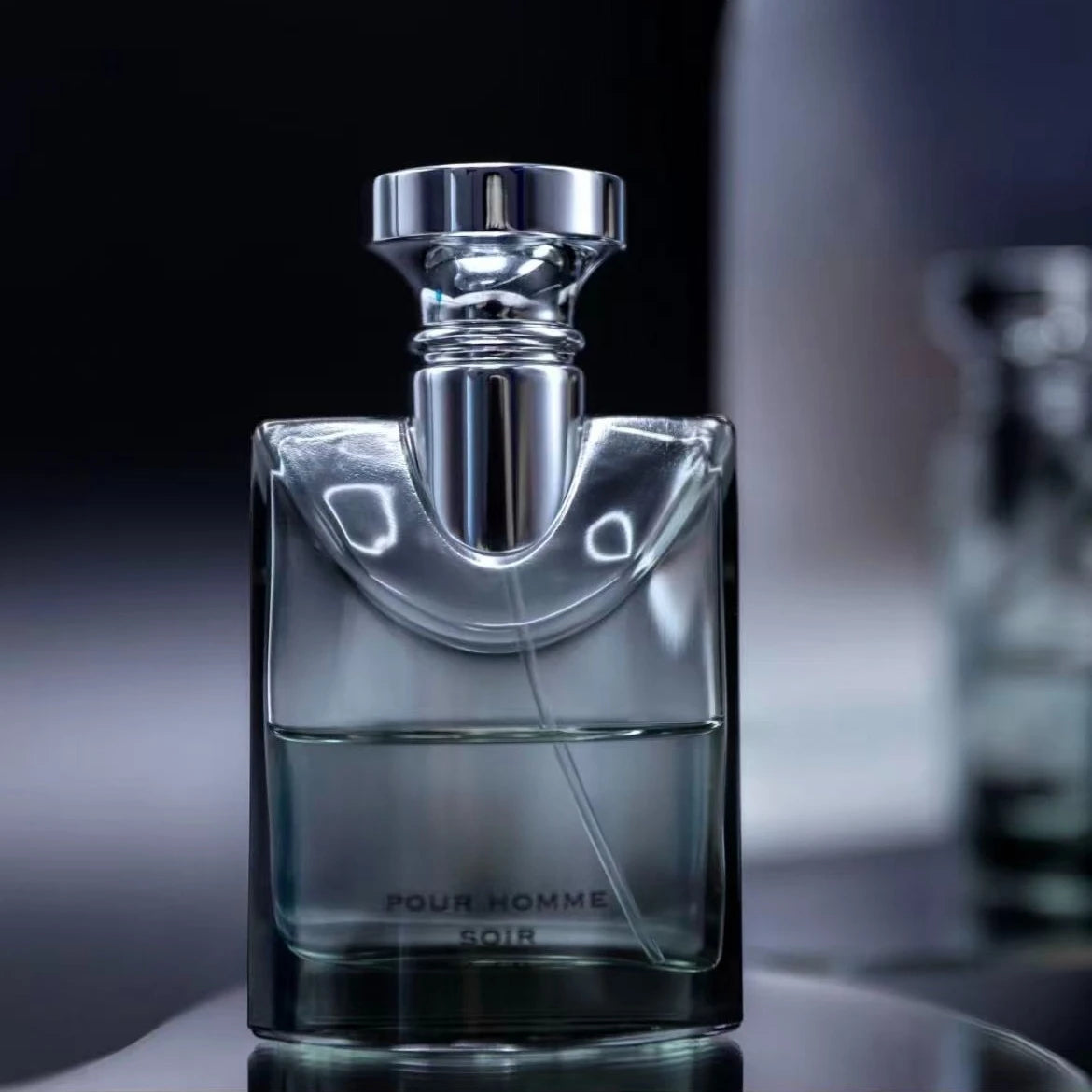 100ml high-end Brand Perfume with a woody floral scent minimalist and sophisticated long-lasting fragrance suitable for travel Aurora Glow Avenue